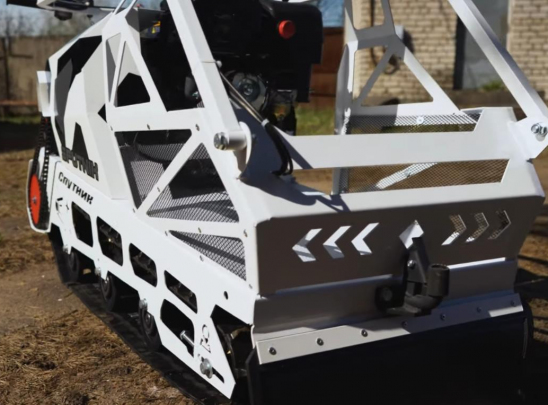 Багажник снегоходного типа