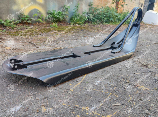 Хорошая маневренность за счет изогнутого края лыжи