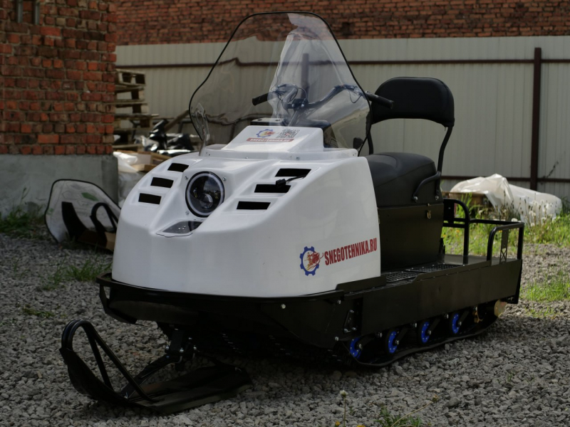 Снегоход 4Т с закрытой рамой