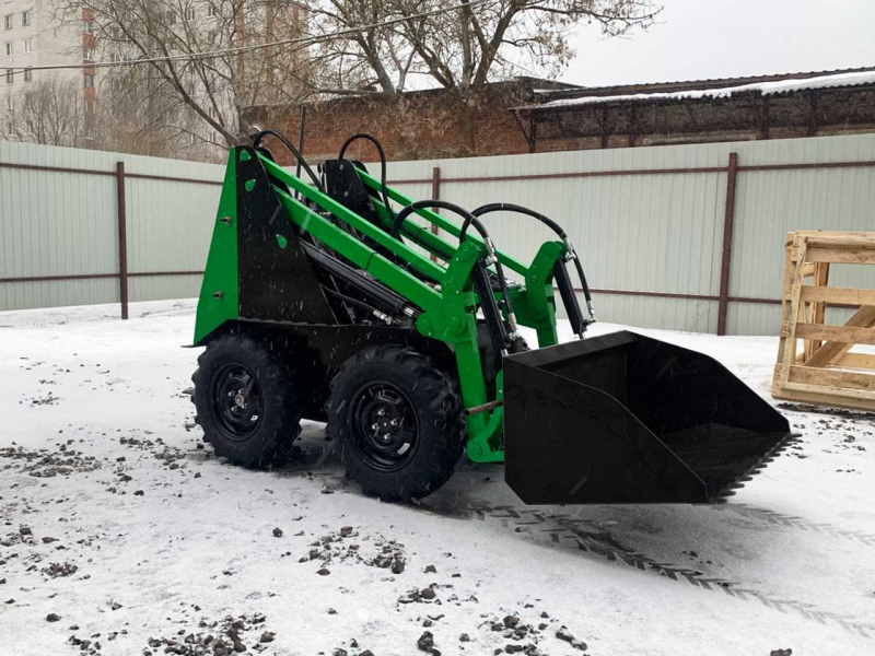 Мини погрузчик Восток М4