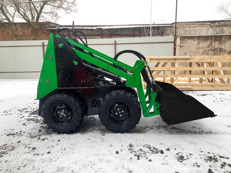 Мини погрузчик Восток М4