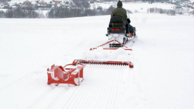 Многофункциональный укладчик лыжных трасс