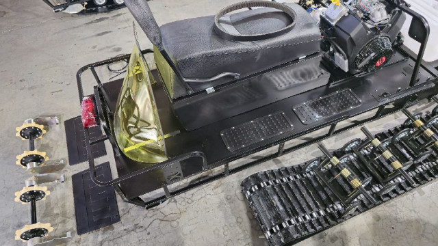 Двухместное сиденье со спинкой