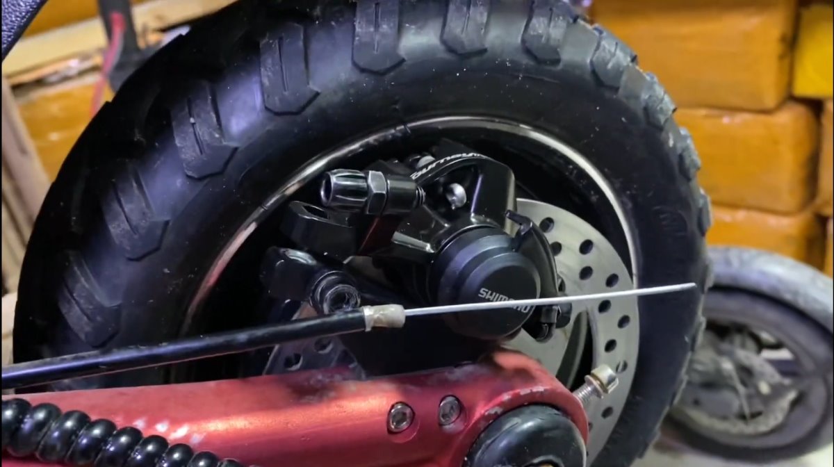 Тормозная система электросамоката